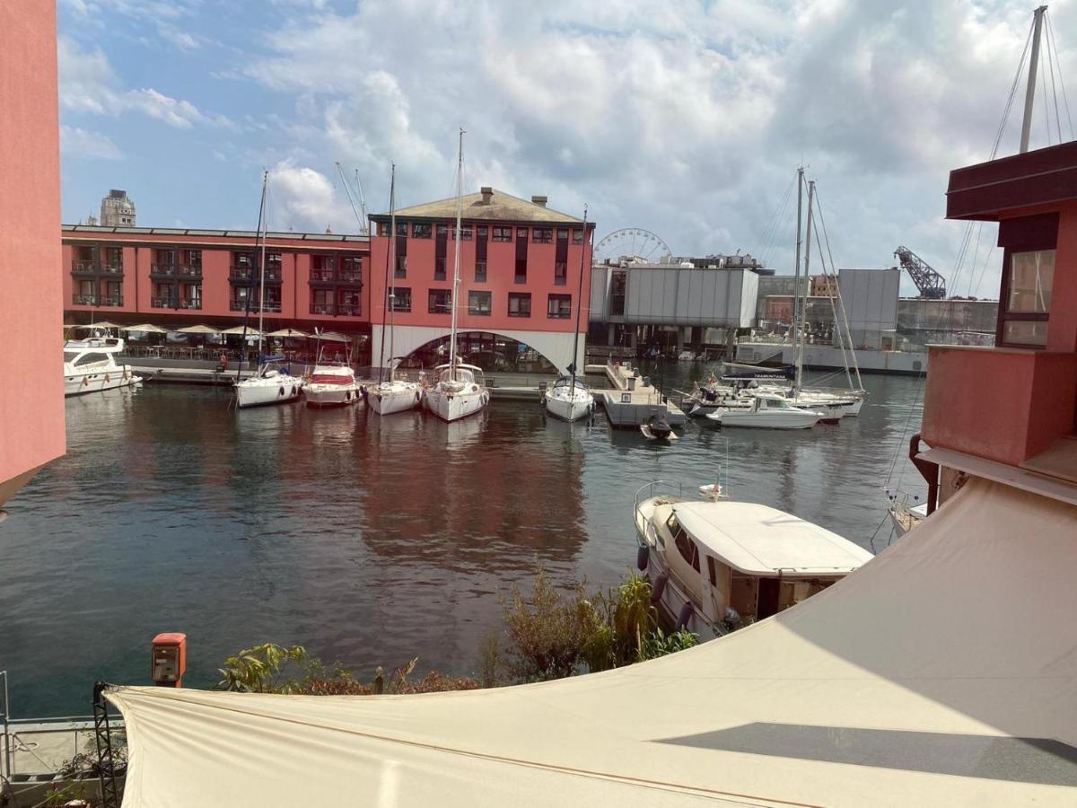 Ferienwohnung Le Finestre Sull'Acquario Genua Exterior foto